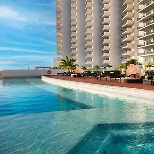 Malecon Hotel Cancun